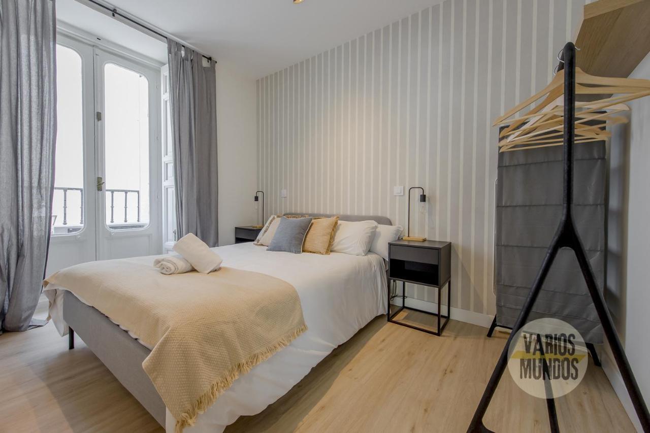 Spacious New Apartment Para 7 En La Plaza De Tirso De Molina Madrid Exterior foto